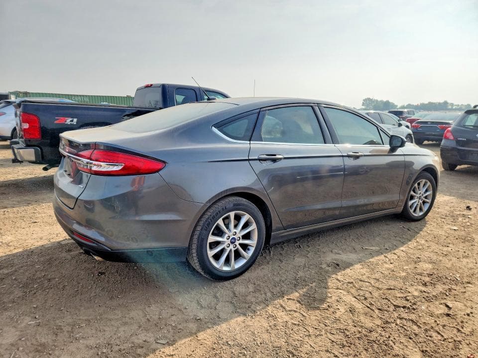 2017 FORD FUSION SE 3