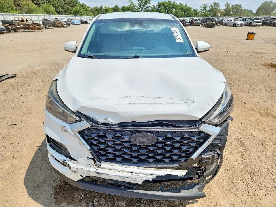 2020 HYUNDAI TUCSON SE 5