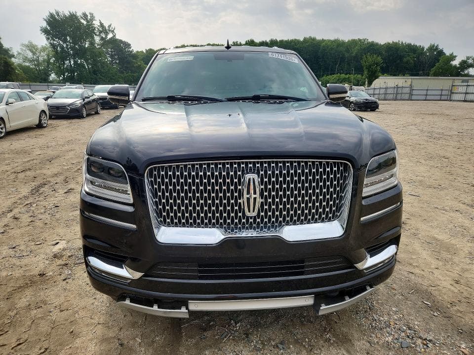 2019 LINCOLN NAVIGATOR 5