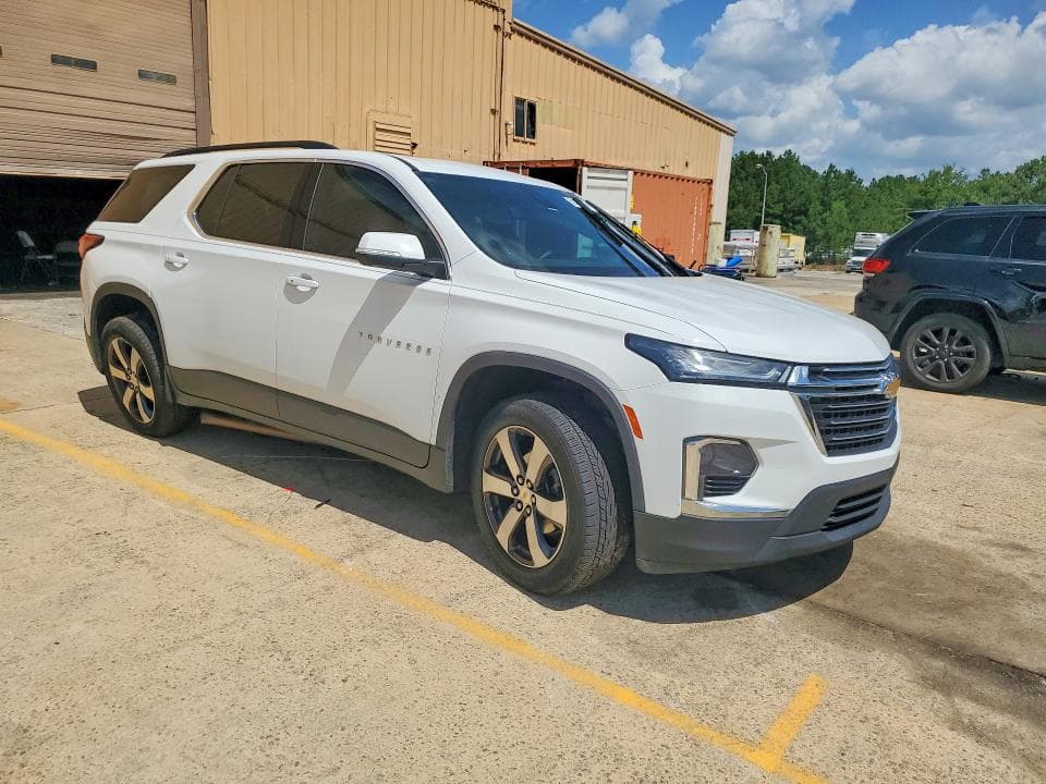 2023 CHEVROLET TRAVERSE LT 4