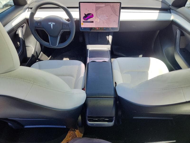 2021 TESLA MODEL 3 8