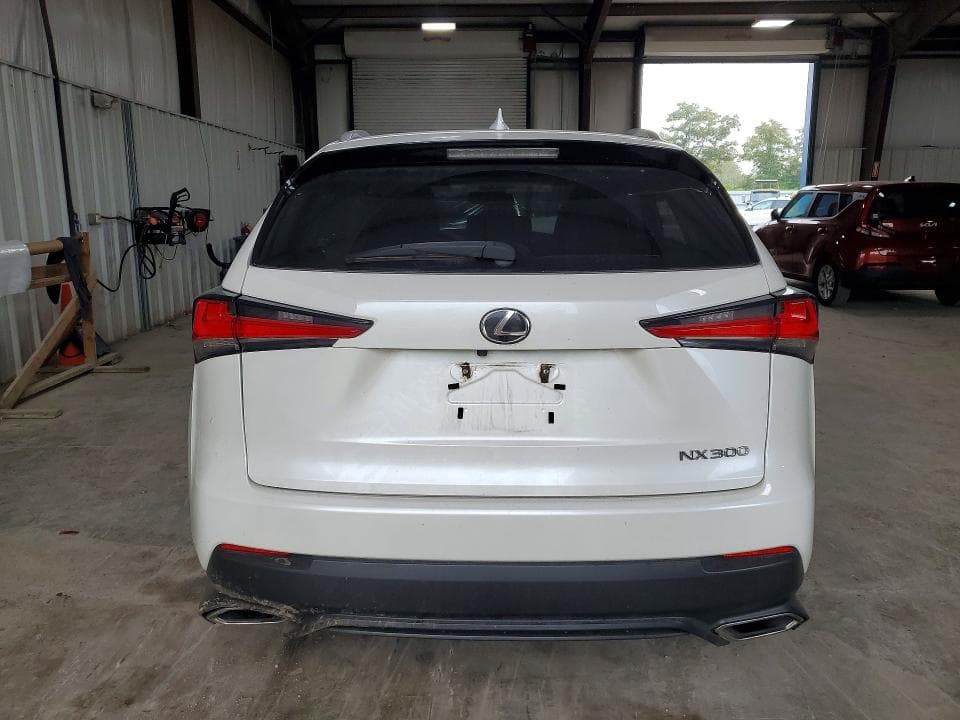 2018 LEXUS NX 300 BASE 6