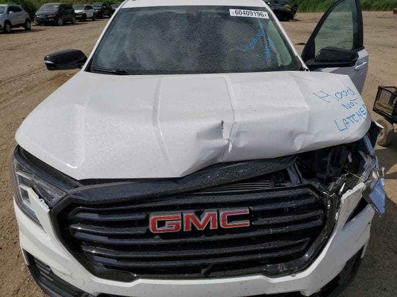 2023 GMC TERRAIN SLE 12