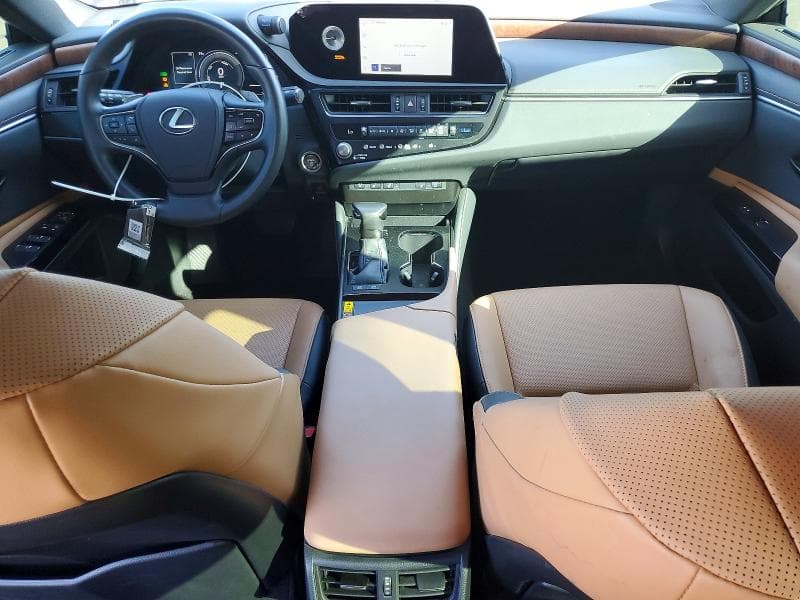 2025 LEXUS ES 300H BASE 8