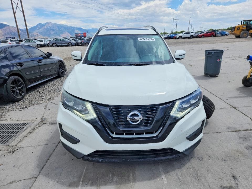 2017 NISSAN ROGUE SV 5