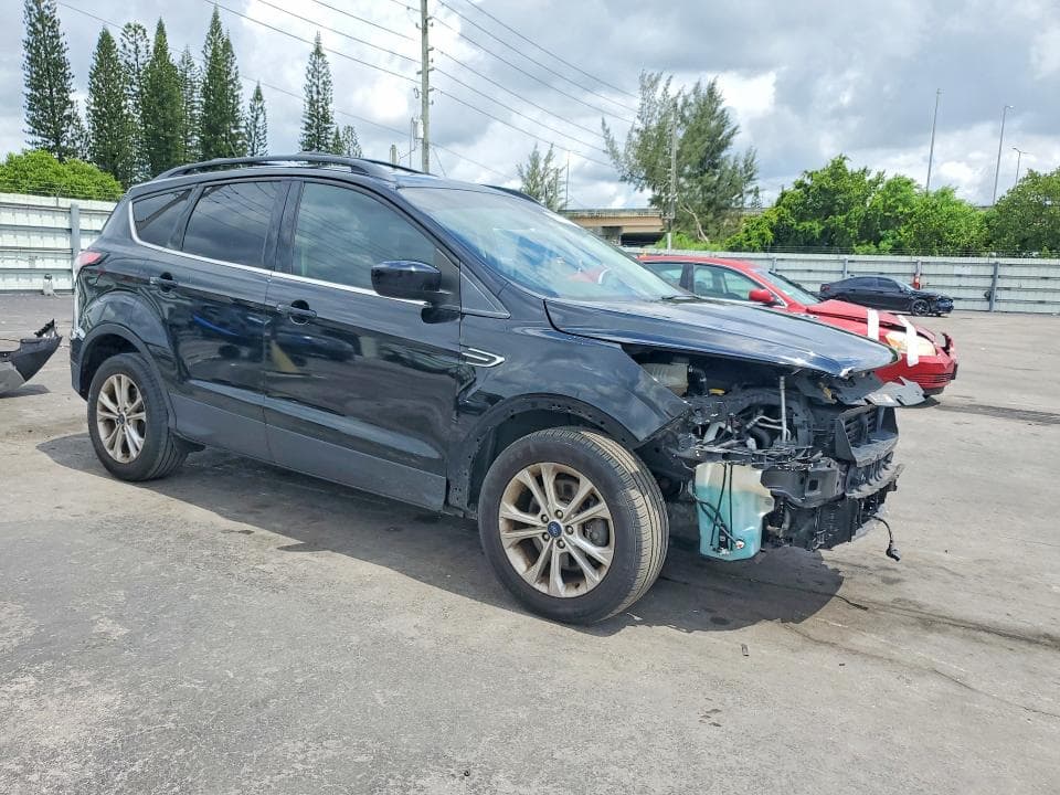 2018 FORD ESCAPE SEL 4