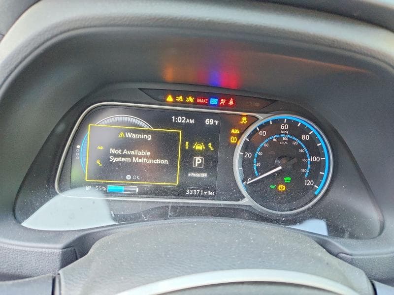 2025 NISSAN LEAF S 9