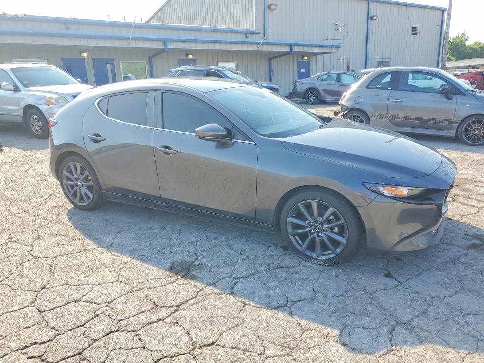 2021 MAZDA 3 SELECT 4