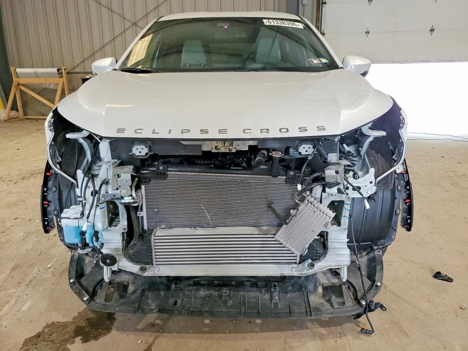 2024 MITSUBISHI ECLIPSE CROSS SE 5