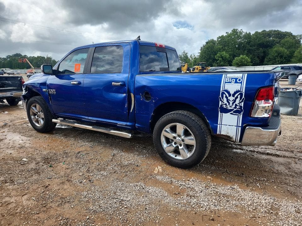 2017 RAM 1500 SLT 2
