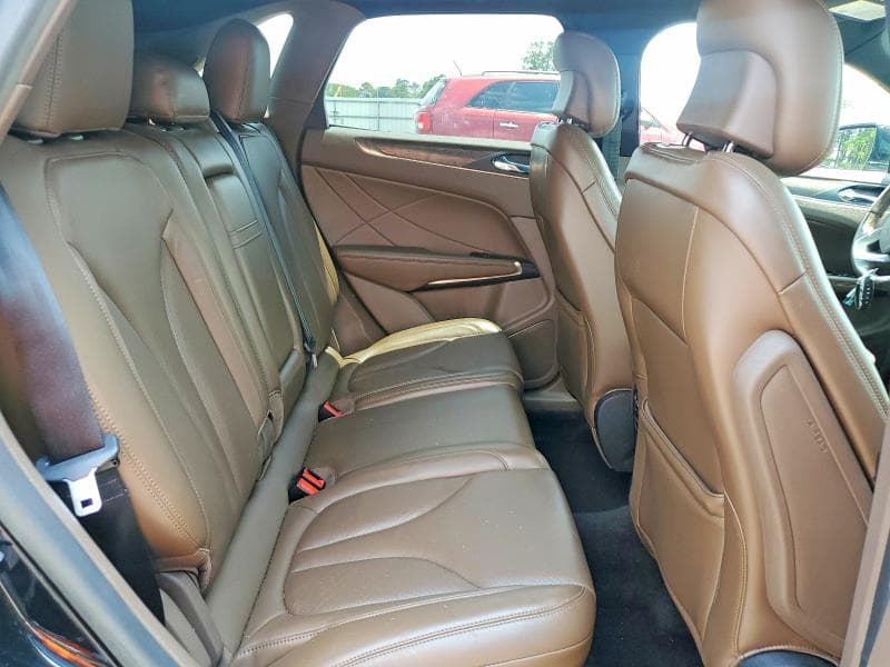 2018 LINCOLN MKC RESERVE 11
