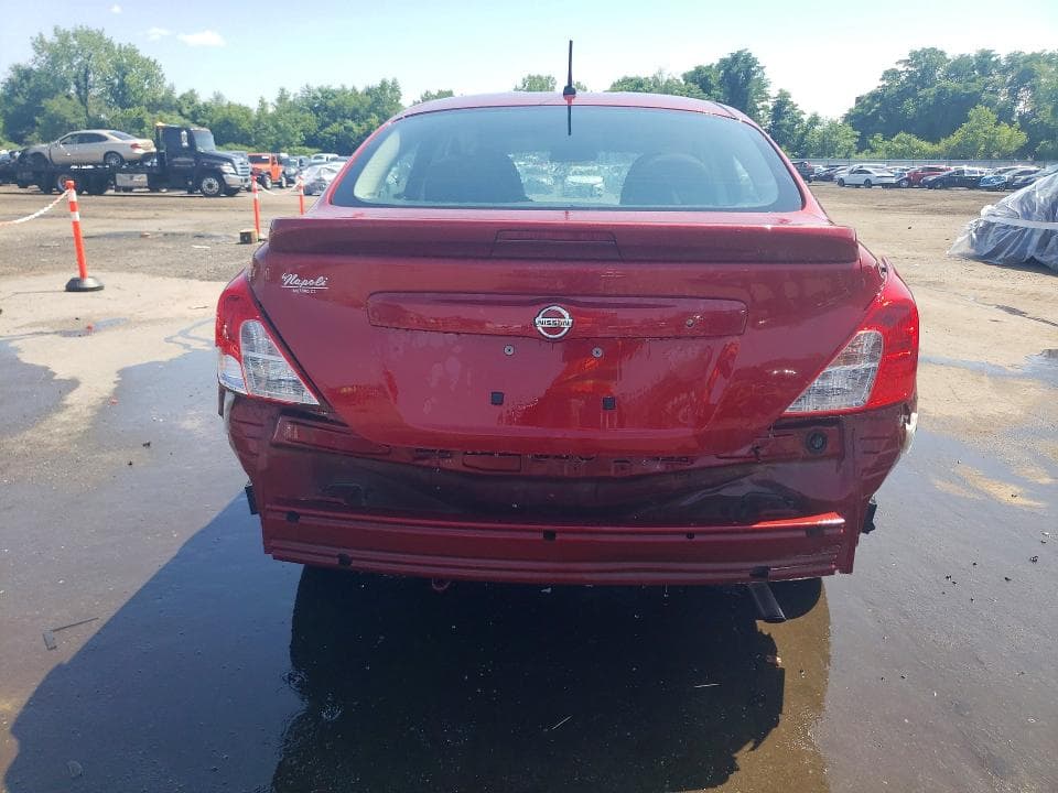 2018 NISSAN VERSA S PLUS 6