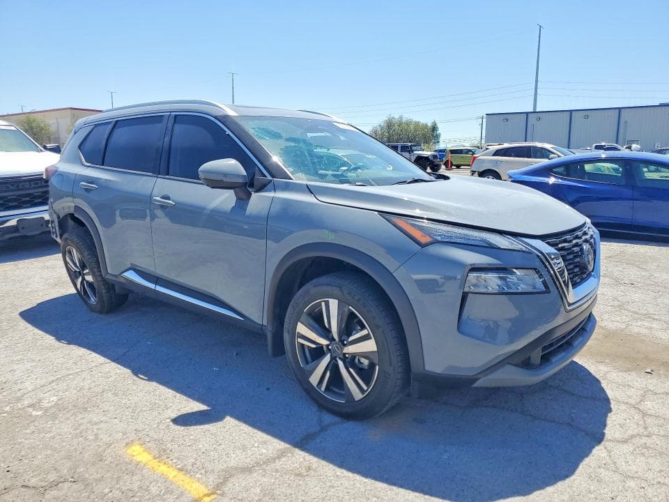 2023 NISSAN ROGUE SL 4