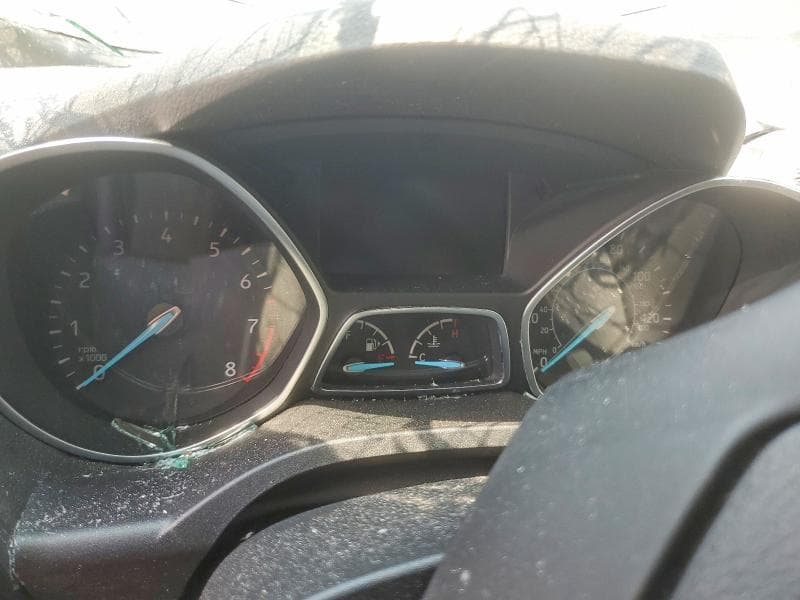 2017 FORD ESCAPE SE 9