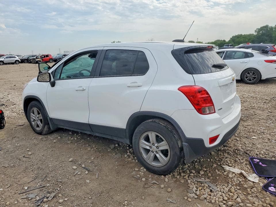 2020 CHEVROLET TRAX LS 2