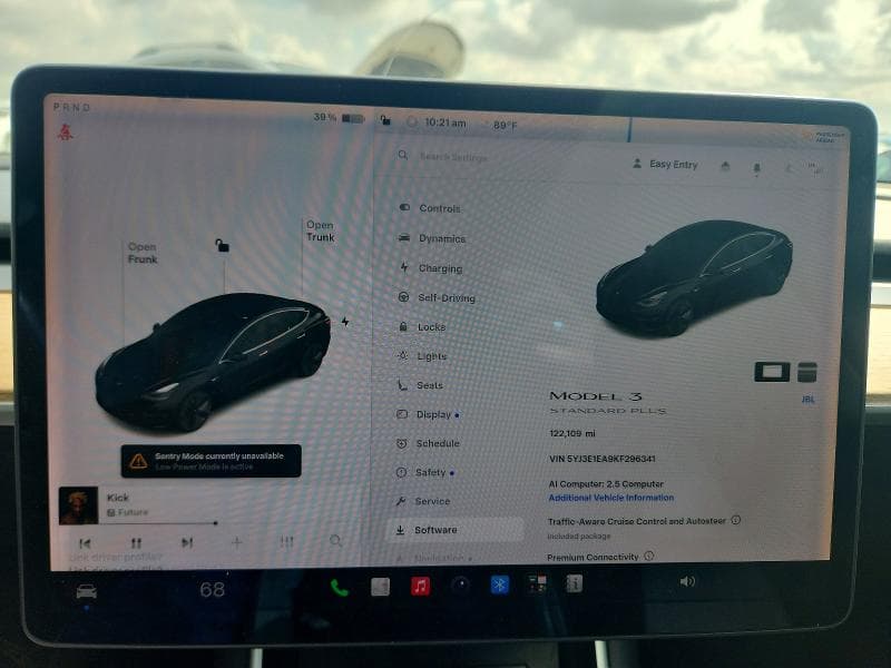 2019 TESLA MODEL 3 9