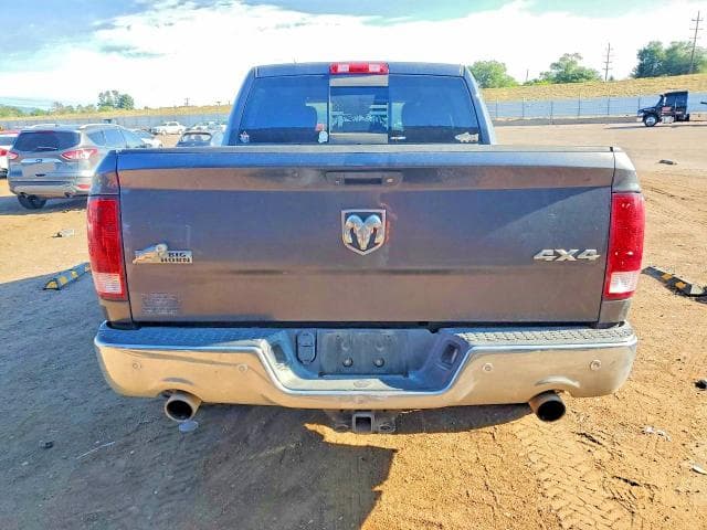2018 RAM 1500 SLT 6