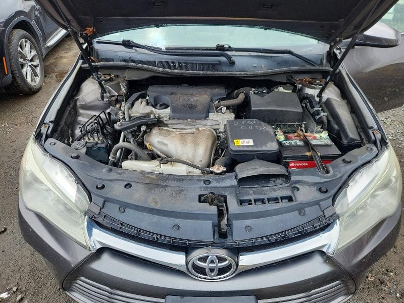 2017 TOYOTA CAMRY LE 11