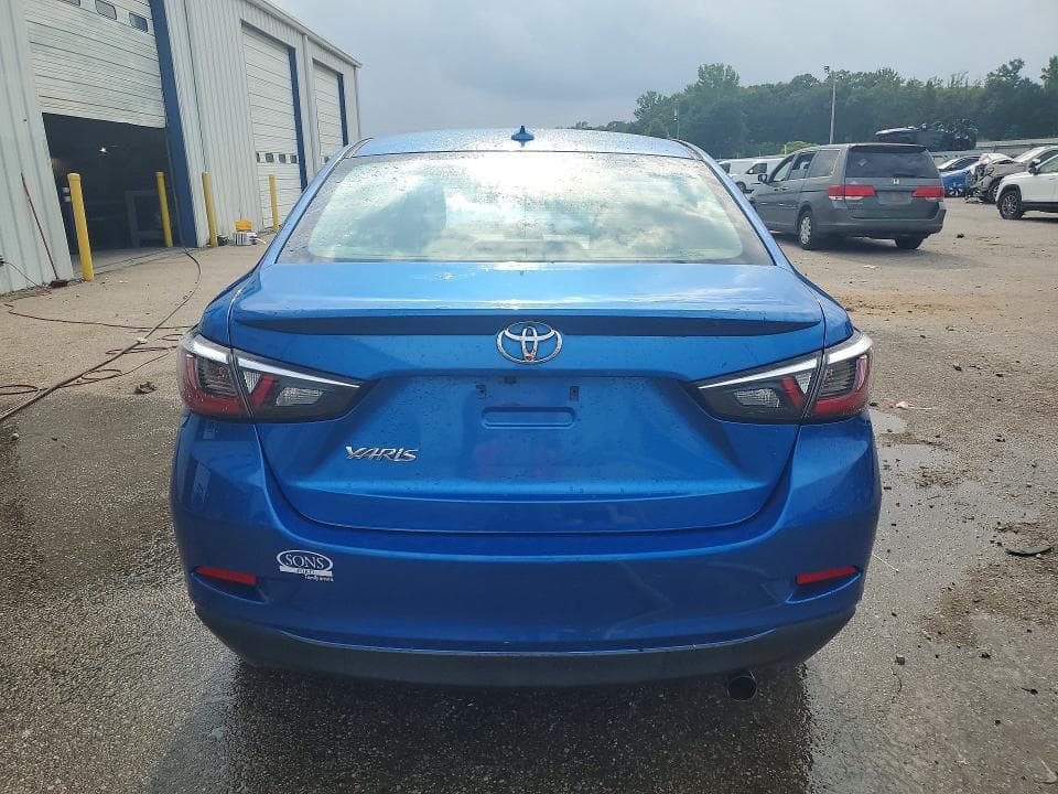 2019 TOYOTA YARIS LE 6