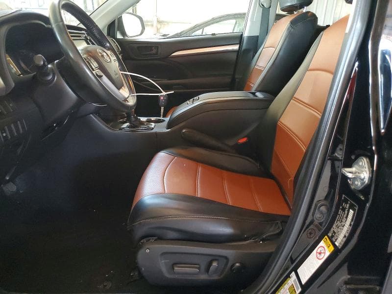 2019 TOYOTA HIGHLANDER LE PLUS 7