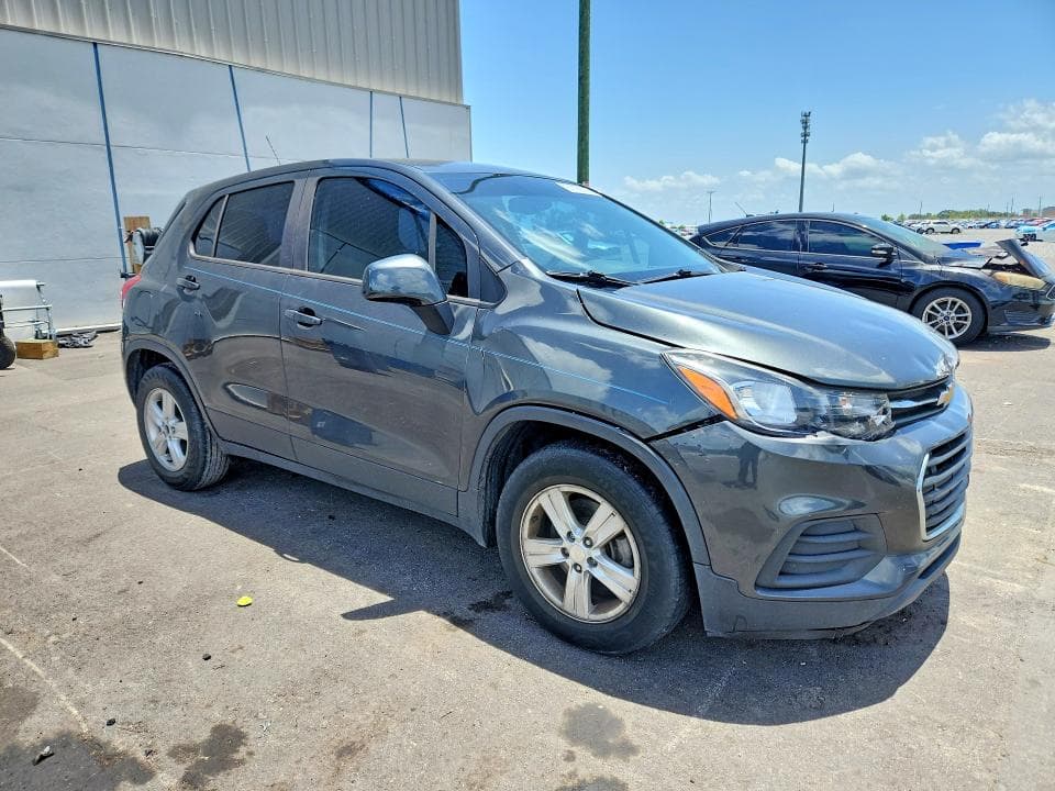2019 CHEVROLET TRAX LS 4