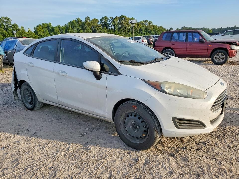 2018 FORD FIESTA S 4