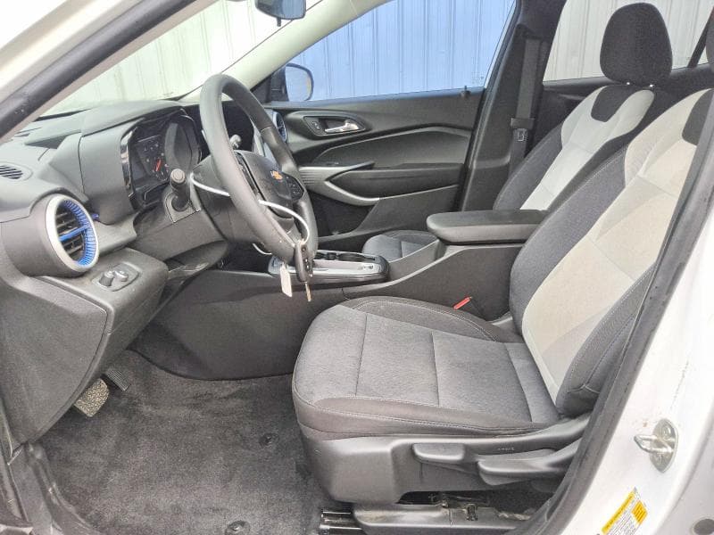 2024 CHEVROLET TRAX LS 7
