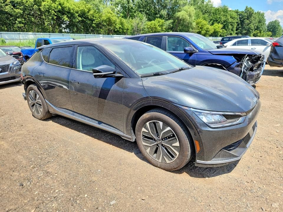 2024 KIA EV6 WIND 4