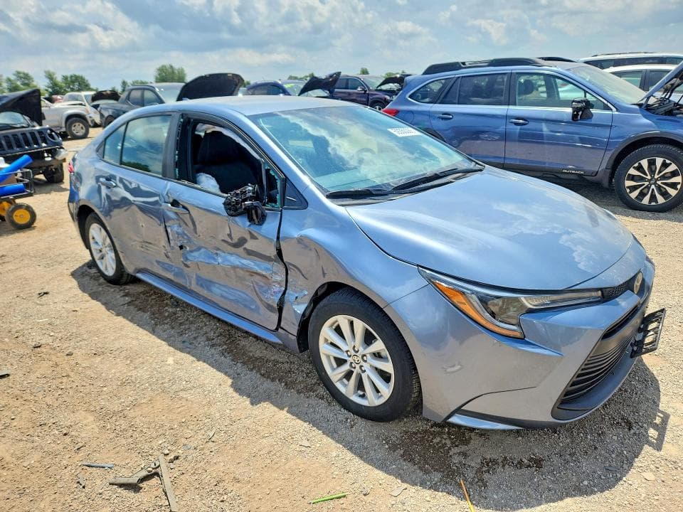 2024 TOYOTA COROLLA LE 4