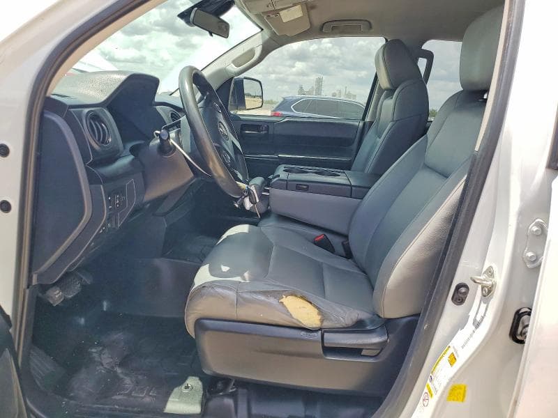 2019 TOYOTA TUNDRA SR 7