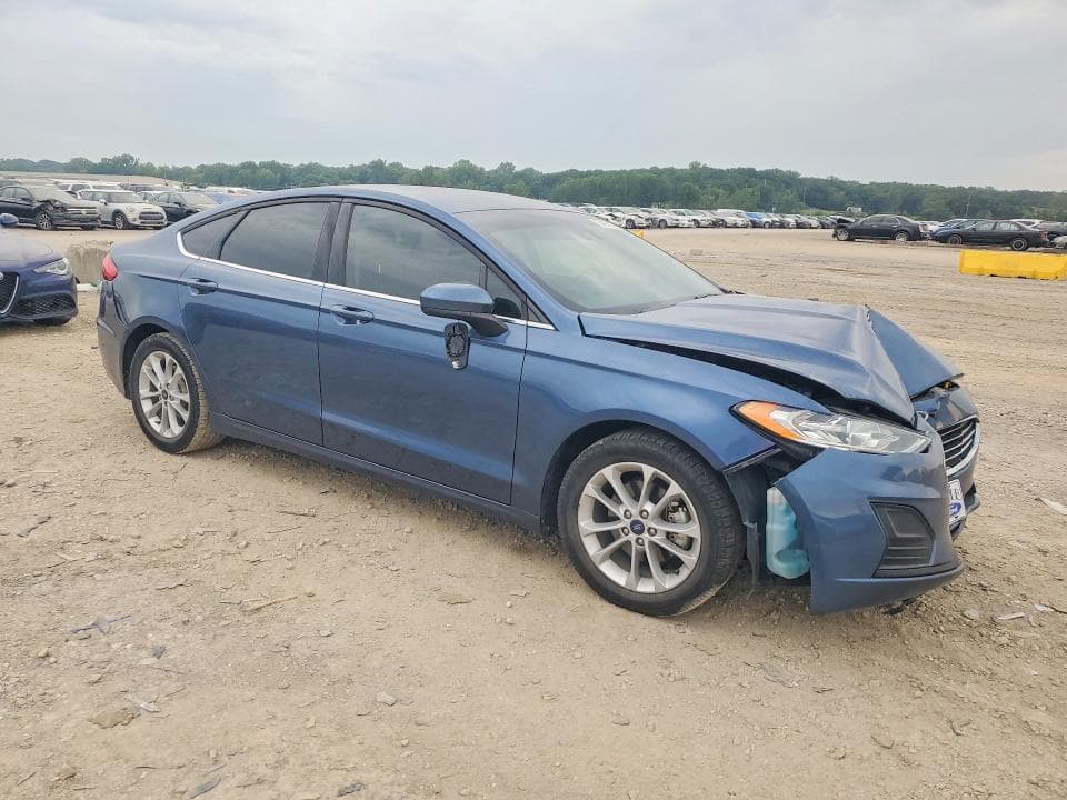 2019 FORD FUSION SE 4