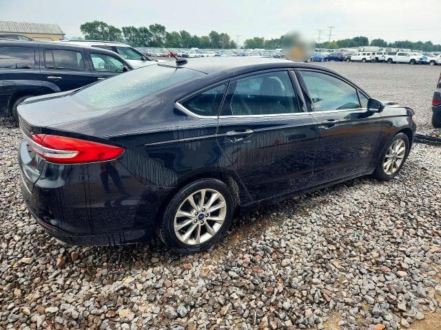 2017 FORD FUSION SE 3