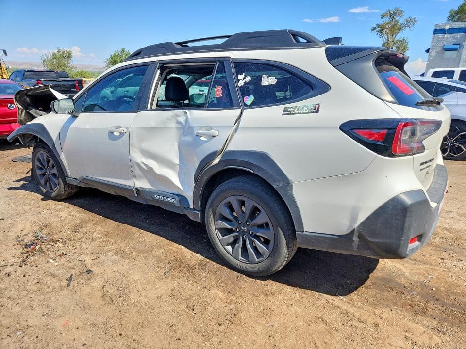 2024 SUBARU OUTBACK ONYX EDITION XT 2