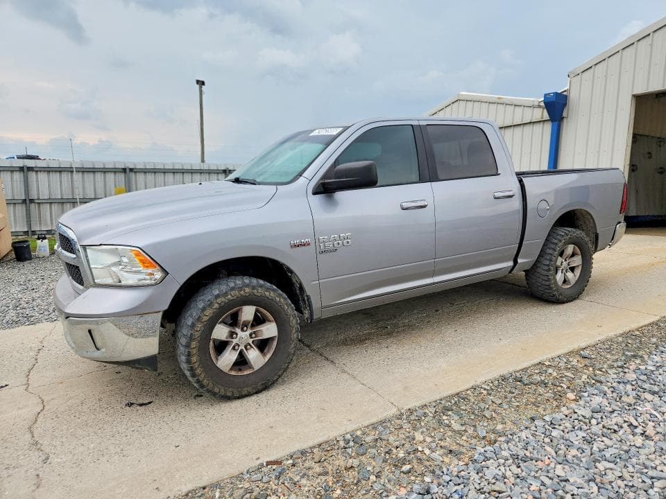2019 RAM 1500 CLASSIC SLT - 1