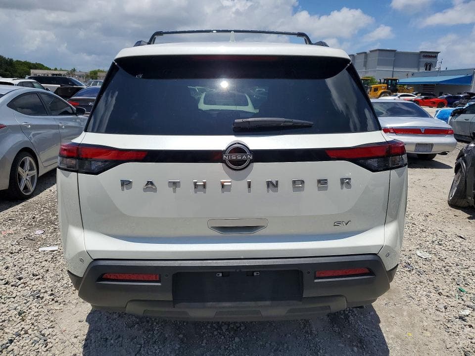 2024 NISSAN PATHFINDER SV 6