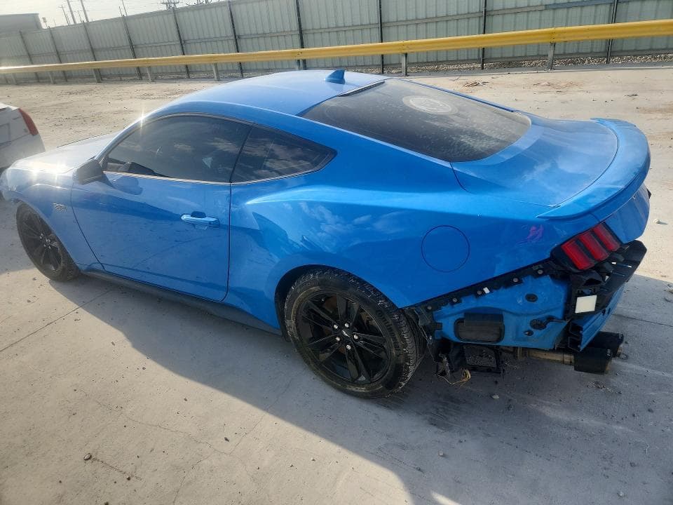 2024 FORD MUSTANG GT 2