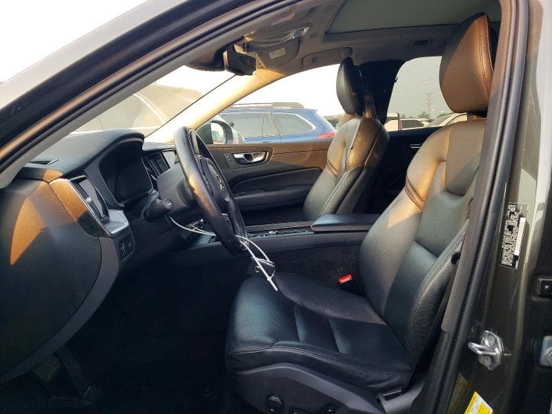 2018 VOLVO XC60 T5 7