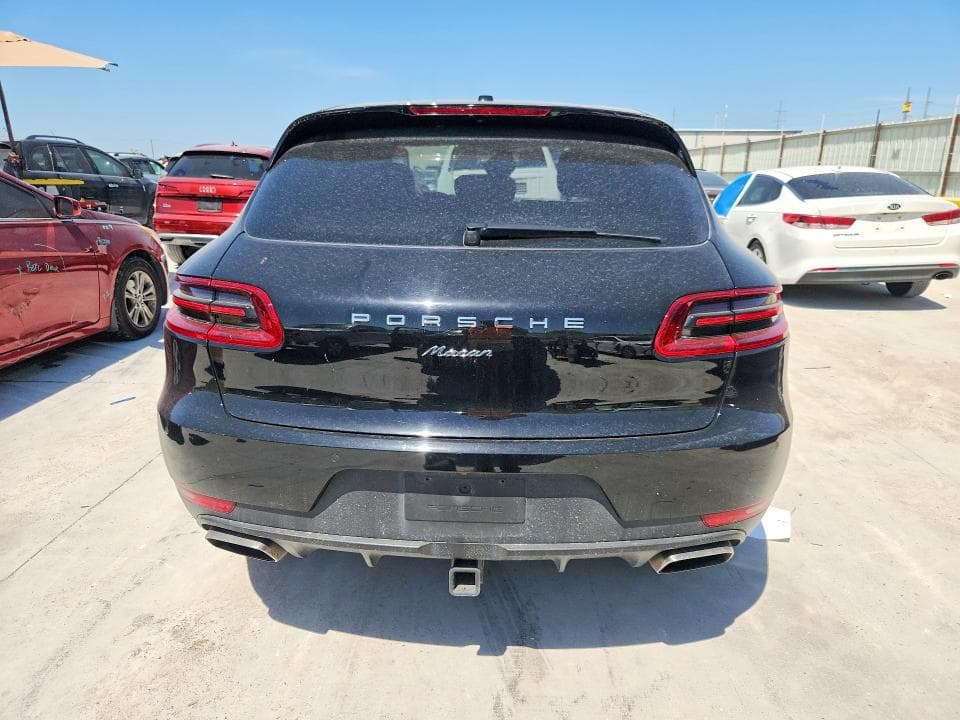 2018 PORSCHE MACAN 6