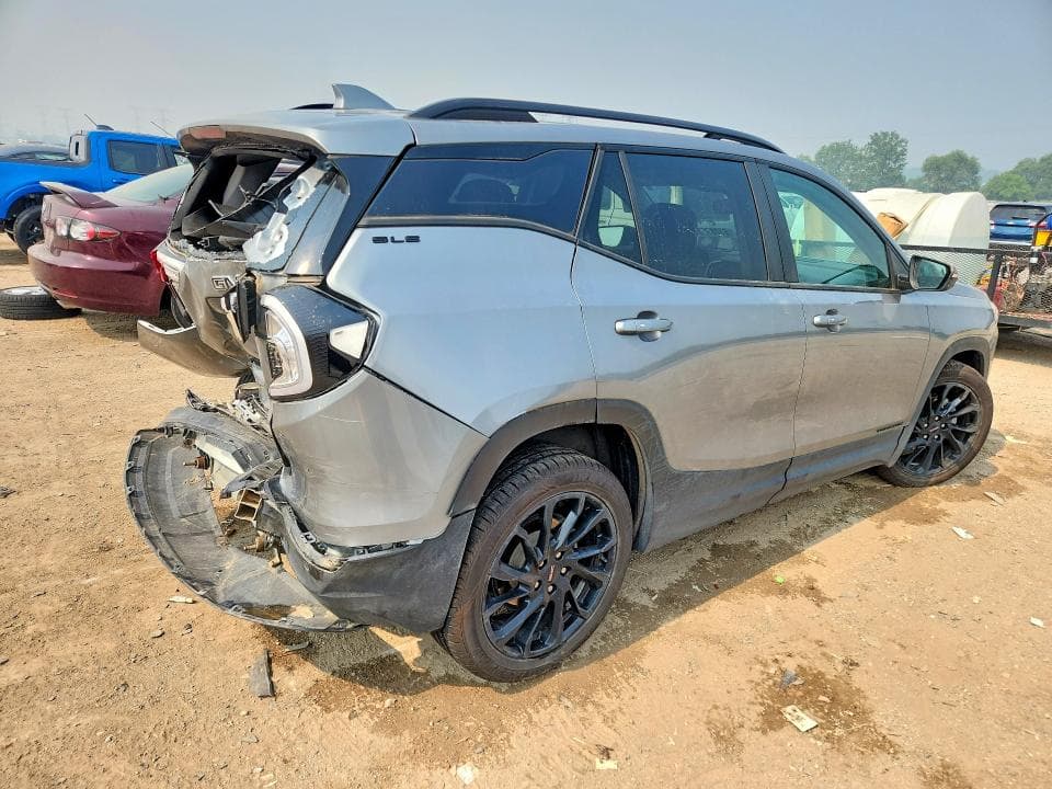 2023 GMC TERRAIN SLE 3