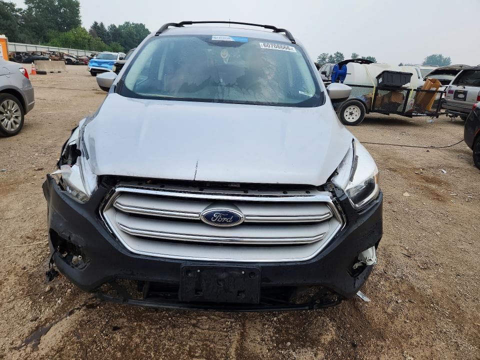 2018 FORD ESCAPE SE 5