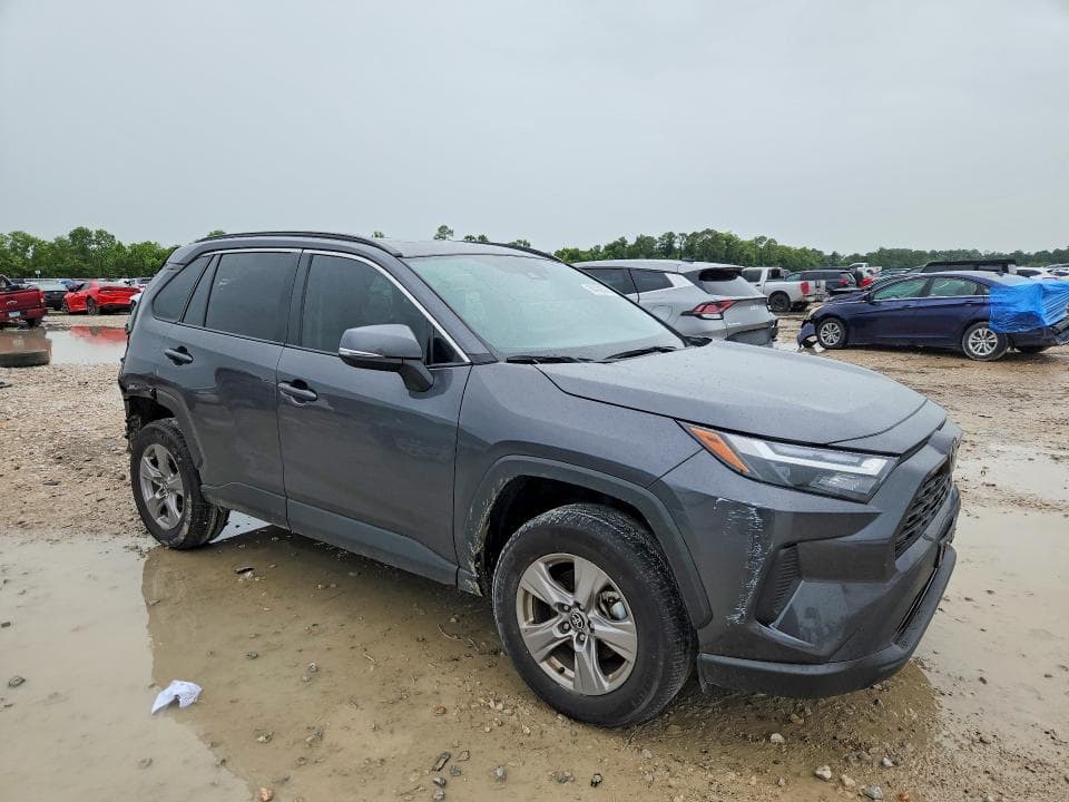 2025 TOYOTA RAV4 XLE 4