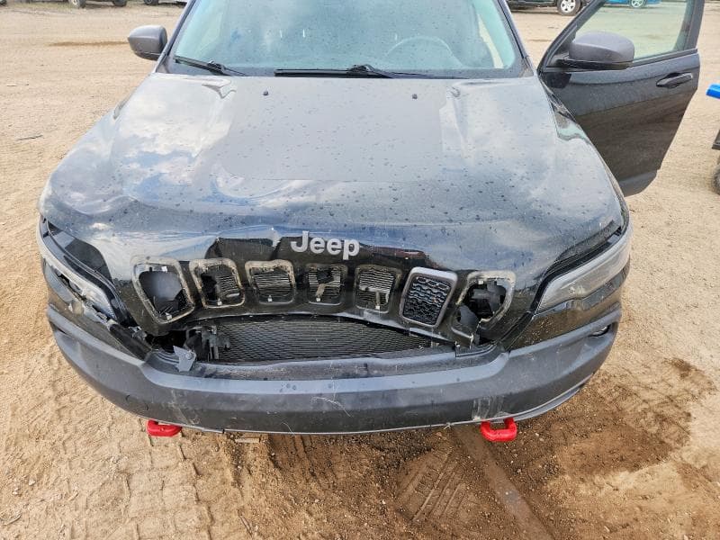 2020 JEEP CHEROKEE TRAILHAWK 12