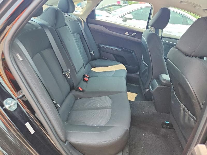 2023 KIA K5 LXS 10
