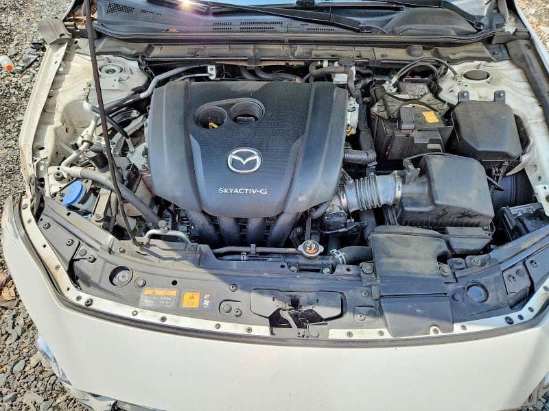 2020 MAZDA 3 PREMIUM 11
