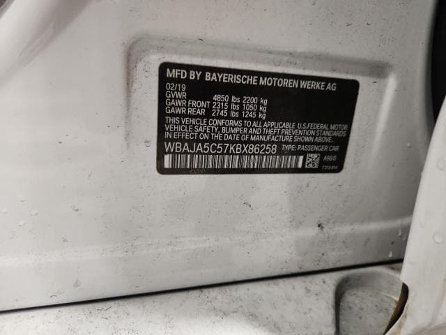 2019 BMW 530 I 12