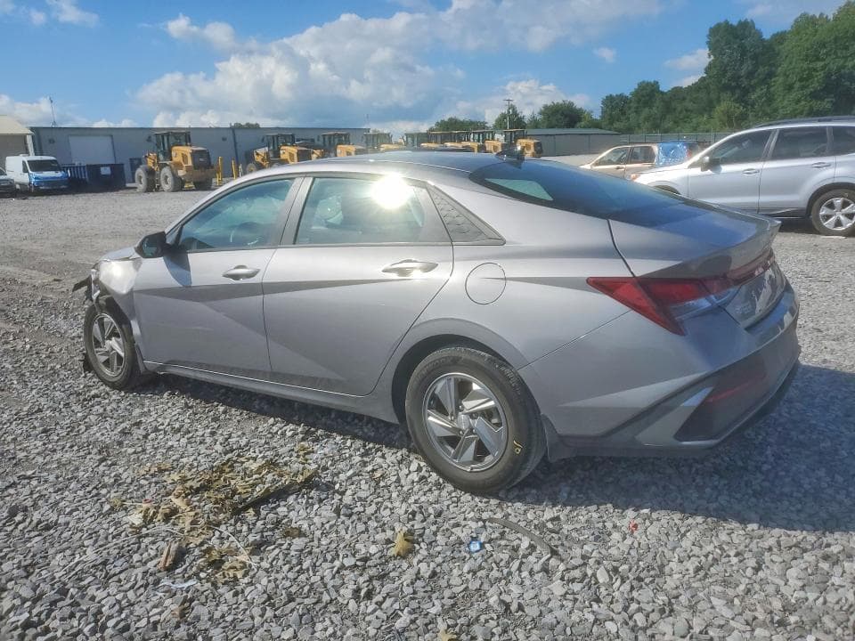 2025 HYUNDAI ELANTRA SE 2
