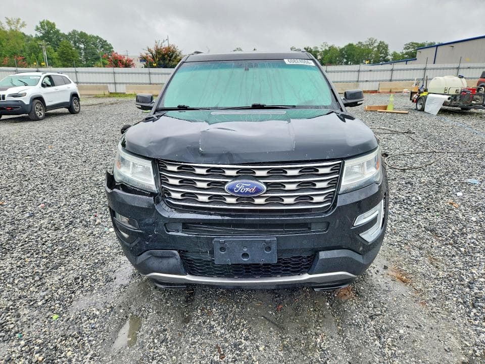 2017 FORD EXPLORER XLT 5