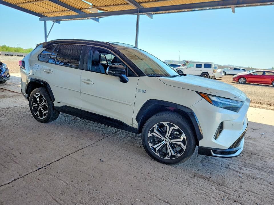 2022 TOYOTA RAV4 PRIME XSE 4