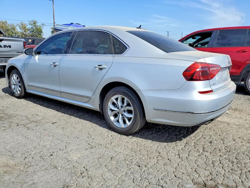 2017 VOLKSWAGEN PASSAT S 3