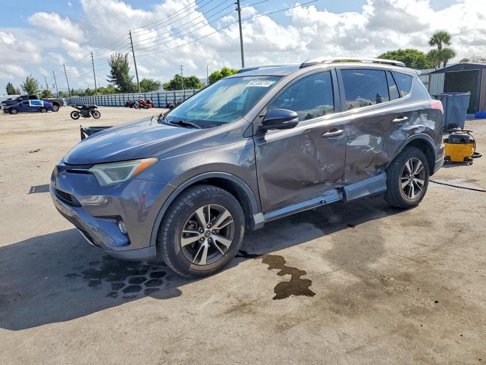 2018 TOYOTA RAV4 XLE - 1
